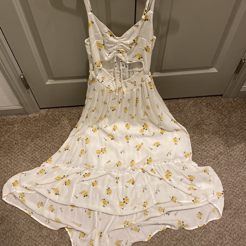 Hollister yet women’s dress